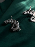 Oxides Earcuff